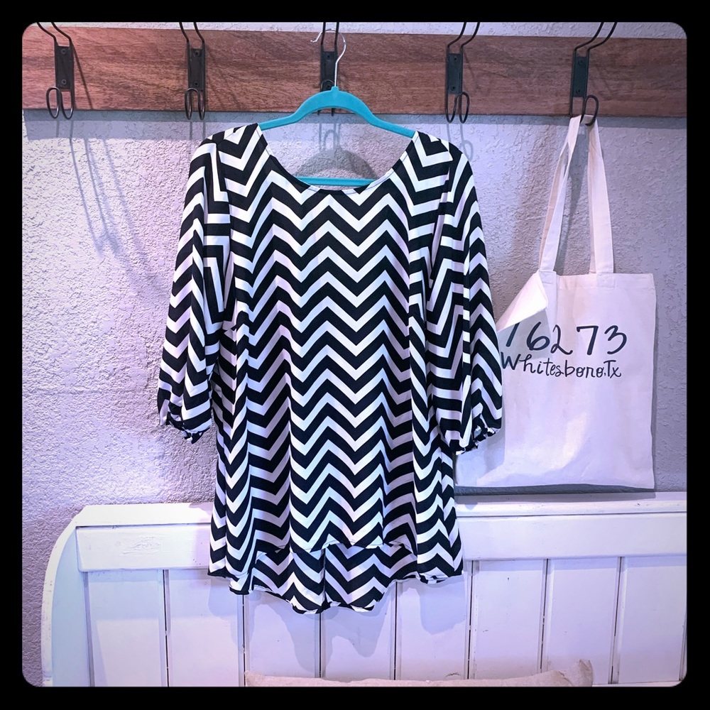 Heart soul plus Black Chevron Blouse